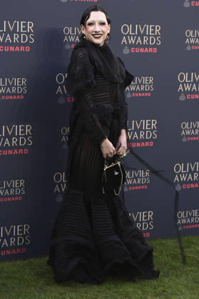 Mason Alexander Park bei der Verleihung der Olivier Awards 2026 in der Royal Albert Hall. 12.04.2026