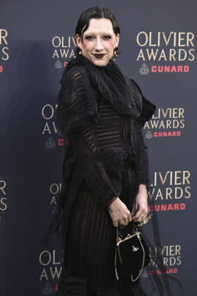 Mason Alexander Park bei der Verleihung der Olivier Awards 2026 in der Royal Albert Hall. 12.04.2026