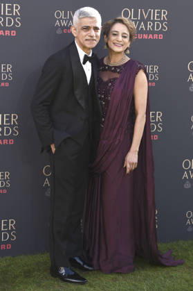Sadiq Khan mit Ehefrau Saadiya Khan bei der Verleihung der Olivier Awards 2026 in der Royal Albert Hall. 12.04.2026