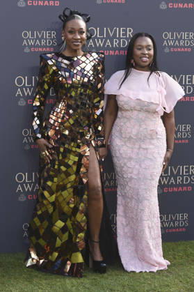 Beverley Knight mit Begleitung bei der Verleihung der Olivier Awards 2026 in der Royal Albert Hall. 12.04.2026