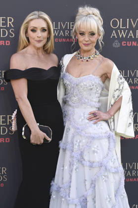 Jane Krakowski und Tracie Bennett bei der Verleihung der Olivier Awards 2026 in der Royal Albert Hall. 12.04.2026