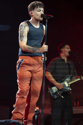 Louis Tomlinson Performs in Madrid, Spain - 13 Apr 2026 Singer Louis Tomlinson performs at the Movistar Arena in Madrid. Madrid Spain Copyright: xAtilanoxGarciax xSOPAxImagesx photos12811