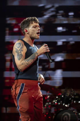 Louis Tomlinson Performs in Madrid, Spain - 13 Apr 2026 Singer Louis Tomlinson performs at the Movistar Arena in Madrid. Madrid Spain Copyright: xAtilanoxGarciax xSOPAxImagesx photos12838
