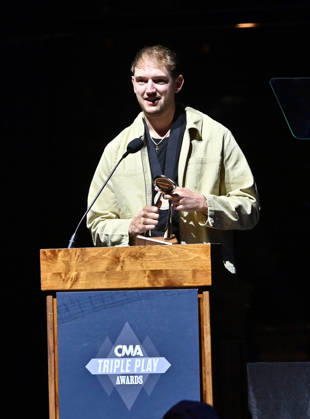 2026 CMA Triple Play Awards Blake Pendergrass onstage at the 2026 CMA Triple Play Awards at the Country Music Hall of Fame and Museum on April 13, 2026 in Nashville, TN. Nashville Country Music Hall of Fame and Museum Tennessee USA Copyright: xTammiexArroyo AFF-USA.comx