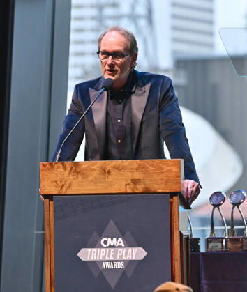 2026 CMA Triple Play Awards Jim Beavers onstage at the 2026 CMA Triple Play Awards at the Country Music Hall of Fame and Museum on April 13, 2026 in Nashville, TN. Nashville Country Music Hall of Fame and Museum Tennessee USA Copyright: xTammiexArroyo AFF-USA.comx