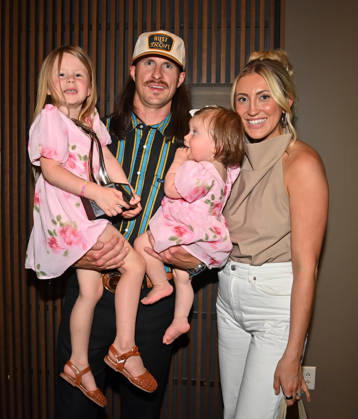 2026 CMA Triple Play Awards Willie Morgan, John Morgan, Anita Morgan and Hailey Rae Morgan at the 2026 CMA Triple Play Awards held at the Country Music Hall of Fame and Museum on April 13, 2026 in Nashville, TN. Nashville Country Music Hall of Fame and Museum Tennessee USA Copyright: xTammiexArroyo AFF-USA.comx