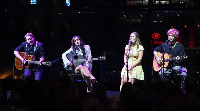2026 CMA Triple Play Awards Chord Overstreet, Summer Overstreet, Harmony Overstreet and Nash Overstreet onstage at the 2026 CMA Triple Play Awards at the Country Music Hall of Fame and Museum on April 13, 2026 in Nashville, TN. Nashville Country Music Hall of Fame and Museum Tennessee USA Copyright: xTammiexArroyo AFF-USA.comx