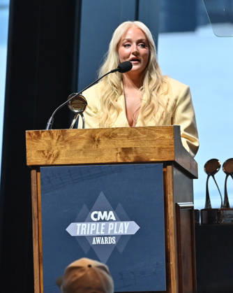 2026 CMA Triple Play Awards Jessie Jo Dillon onstage at the 2026 CMA Triple Play Awards at the Country Music Hall of Fame and Museum on April 13, 2026 in Nashville, TN. Nashville Country Music Hall of Fame and Museum Tennessee USA Copyright: xTammiexArroyo AFF-USA.comx