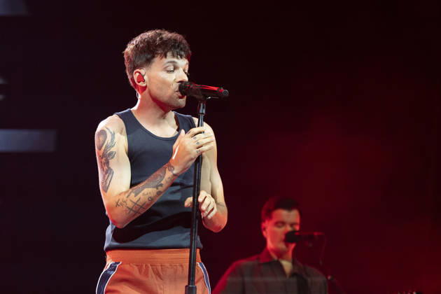 Louis Tomlinson performs The singer Louis Tomlinson performs during his performance at the Movistar Arena on April 13, 2026, in Madrid, Spain Featuring: The singer Louis Tomlinson performs during his performance at the Movistar Arena on April 13, 2026, in Madrid, Spain Where: Madrid, Spain When: 13 Apr 2026 Credit: Oscar Gonzalez WENN Madrid Spain Copyright: xOscarxGonzalez WENNx wenn41240587 OFA ZOJx wenn41240587