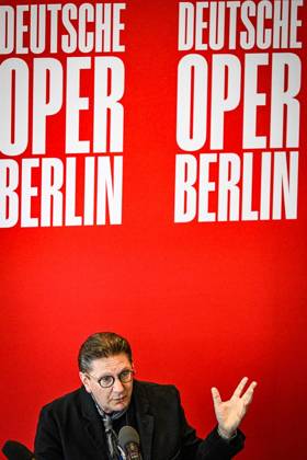 Jahres-Pk Deutsche Oper Berlin zur Spielzeit 2026 27 ** NUR FÜR REDAKTIONELLE ZWECKE ** EDITORIAL USE ONLY **<p>Jahres-Pk Deutsche Oper Berlin zur Spielzeit 2026 27 mit dem neuen Intendanten Aviel Cahn und Chefdramaturgin Beate Breidenbach, fotografiert am 14.04.2026 in Berlin. Berlin Berlin Berlin Copyright: MaurizioxGambarini