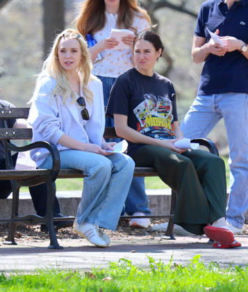 Lindsay Lohan and Shailene Woodley on set in Brooklyn Actresses Lindsay Lohan and Shailene Woodley are filming their new show Count My Lies at Fort Greene Park in Brooklyn, NY on April 14, 2026. Photo by Dylan Travis ABACAPRESS.COM New York NY  Copyright: xDylanxTravis ABACAx