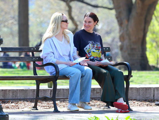 Lindsay Lohan and Shailene Woodley on set in Brooklyn Actresses Lindsay Lohan and Shailene Woodley are filming their new show Count My Lies at Fort Greene Park in Brooklyn, NY on April 14, 2026. Photo by Dylan Travis ABACAPRESS.COM New York NY  Copyright: xDylanxTravis ABACAx