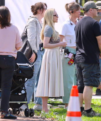 Lindsay Lohan and Shailene Woodley on set in Brooklyn Actresses Lindsay Lohan and Shailene Woodley are filming their new show Count My Lies at Fort Greene Park in Brooklyn, NY on April 14, 2026. Photo by Dylan Travis ABACAPRESS.COM New York NY  Copyright: xDylanxTravis ABACAx