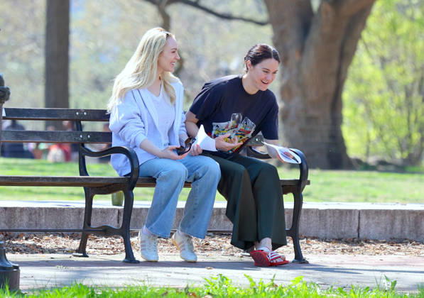Lindsay Lohan and Shailene Woodley on set in Brooklyn Actresses Lindsay Lohan and Shailene Woodley are filming their new show Count My Lies at Fort Greene Park in Brooklyn, NY on April 14, 2026. Photo by Dylan Travis ABACAPRESS.COM New York NY  Copyright: xDylanxTravis ABACAx