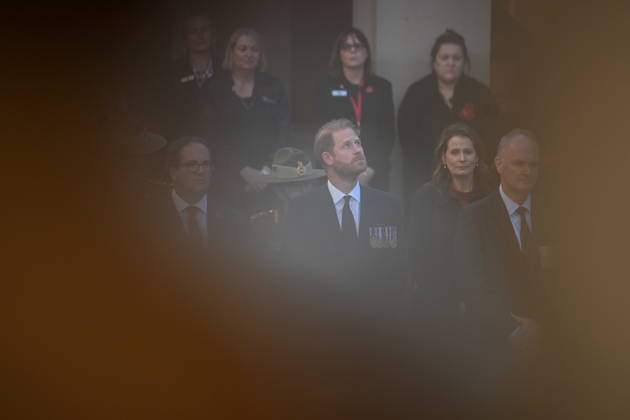 HARRY AND MEGHAN AUSTRALIA VISIT, Prince Harry, Duke of Sussex attends the Last Post ceremony during his visit to the Australian War Memorial in Canberra, Wednesday, April 15, 2026. ( NO ARCHIVING CANBERRA AUSTRALIAN CAPITAL TERRITORY AUSTRALIA  Copyright: xLUKASxCOCHx 20260415135241784687