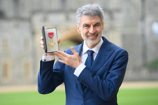 Investiture at Windsor Castle, Windsor, UK - Wed 15 April 2026 Professor Yoshua Bengio - Scientific Director, Canada s Artificial Intelligence Hub; UK special Artificial Intelligence Advisor and Member of the United Nation™s Scientific Advisory Board is awarded an OBE for services to Artificial Intelligence in the United Kingdom at Windsor Castle, Windsor, England, UK on Wednesday 15 April, 2026., Credit:Justin Ng Avalon UK, England, Windsor, Windsor Castle Copyright: xJustinxNgx xAvalonx 1091227733