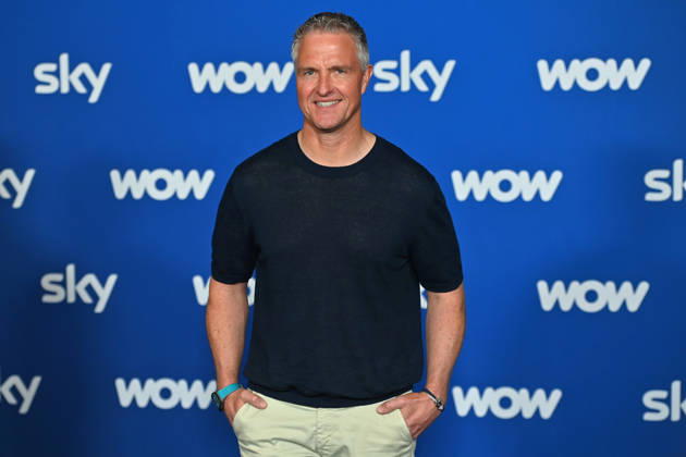 Ralf SCHUMACHER, Einzelbild,angeschnittenes Einzelmotiv,Halbfigur,halbe Figur. Muenchner Programmpraesentation SKY SPOTLIGHT, Sky Originals am 15.04.2026 im Hotel Bayerischer Hof.