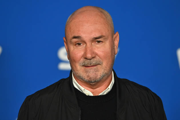 Raimond AUMANN, Einzelbild,angeschnittenes Einzelmotiv,Portraet,Portrait,Porträt. Muenchner Programmpraesentation SKY SPOTLIGHT, Sky Originals am 15.04.2026 im Hotel Bayerischer Hof.