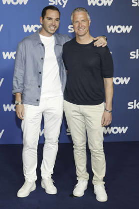 Ralf Schumacher mit Partner Etienne Bousquet-Cassagne bei der Programmpräsentation Sky Spotlight im Hotel Bayerischer Hof. München, 15.04.2026