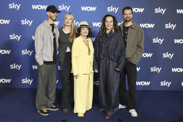 Nino Sifkovits, Cheyenne Savannah Ochsenknecht, Bärbel Wierichs, Natascha Ochsenknecht und Jimi Blue Ochsenknecht bei der Programmpräsentation Sky Spotlight im Hotel Bayerischer Hof. München, 15.04.2026