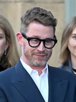 Netflix™s ˜Running Point™ Season 2 Premiere Macaulay Culkin arriving at Netflix™s Running Pointseason 2 premiere held at the Egyptian Theatre on April 15, 2026 in Hollywood, CA. Hollywood Egyptian Theatre California USA Copyright: xLeexWattx xAFF-USA.COMx
