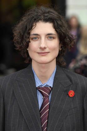 Daisy Bevan bei der Verleihung des Bremer Filmpreises der Sparkasse für Vanessa Redgrave auf dem 11. Filmfest Bremen im großen Saal des Theaters am Goetheplatz. Bremen, 15.04.2026