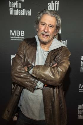 ABB ACHTUNGBERLIN- Michael Kind zu Gast auf dem roten Teppich bei der Eroeffnung des Achtung Berlin Filmfestivales im Kino Colosseum in Berlin Prenzlauer Berg am 15.04.2026 Berlin Deutschland