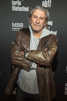 ABB ACHTUNGBERLIN- Michael Kind zu Gast auf dem roten Teppich bei der Eroeffnung des Achtung Berlin Filmfestivales im Kino Colosseum in Berlin Prenzlauer Berg am 15.04.2026 Berlin Deutschland