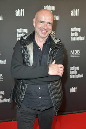 Jochen Alexander Freydank bei der Eröffnung des 22. achtung berlin Filmfestivals mit der Premiere des Kinofilms Mambo Maternica im Colosseum Filmtheater. Berlin, 15.04.2026
