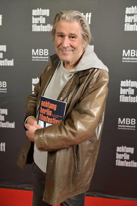 Michael Kind bei der Eröffnung des 22. achtung berlin Filmfestivals mit der Premiere des Kinofilms Mambo Maternica im Colosseum Filmtheater. Berlin, 15.04.2026