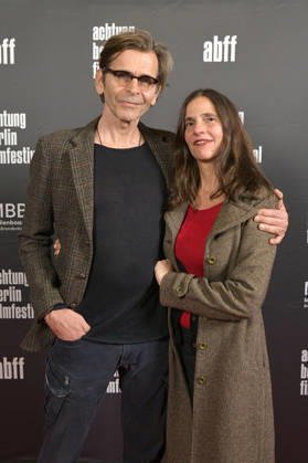 Sonja Kerskes und Conny Krah bei der Eröffnung des 22. achtung berlin Filmfestivals mit der Premiere des Kinofilms Mambo Maternica im Colosseum Filmtheater. Berlin, 15.04.2026
