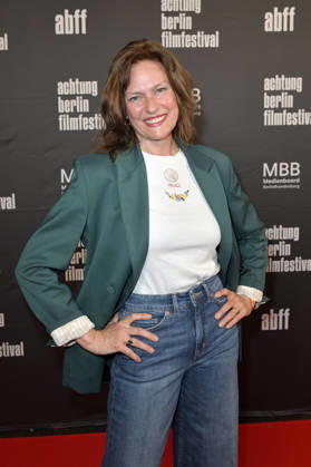 Nina Kronjäger bei der Eröffnung des 22. achtung berlin Filmfestivals mit der Premiere des Kinofilms Mambo Maternica im Colosseum Filmtheater. Berlin, 15.04.2026