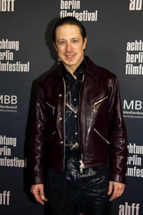 Mambo Maternica , Filmpremiere im Filmtheater Colosseum, Berlin, 15.04.2026 Timo Jacobs, MAMBO MATERNICA , Photo Call zur Premiere und Festival-Eröffnung, achtung berlin filmfestival, Colosseum, Berlin, 15.04.2026 Berlin Kino Colosseum Deutschland, germany Copyright: xChristianxBehringx