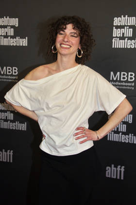 Mambo Maternica , Filmpremiere im Filmtheater Colosseum, Berlin, 15.04.2026 Franziska von Harsdorf, MAMBO MATERNICA , Photo Call zur Premiere und Festival-Eröffnung, achtung berlin filmfestival, Colosseum, Berlin, 15.04.2026 Berlin Kino Colosseum Deutschland, germany Copyright: xChristianxBehringx