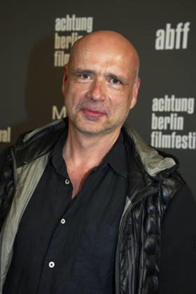 Mambo Maternica , Filmpremiere im Filmtheater Colosseum, Berlin, 15.04.2026 Jochen Alexander Freydank, MAMBO MATERNICA , Photo Call zur Premiere und Festival-Eröffnung, achtung berlin filmfestival, Colosseum, Berlin, 15.04.2026 Berlin Kino Colosseum Deutschland, germany Copyright: xChristianxBehringx