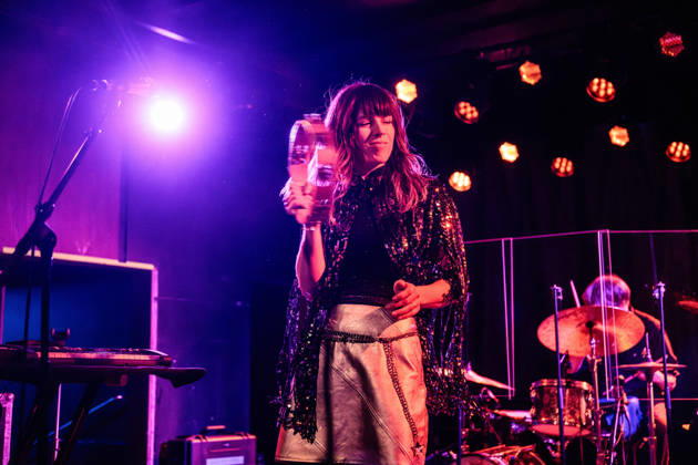 Melody s Echo Chamber live in Copenhagen, Denmark Copenhagen, Denmark. 15th, April 2026. The French band Melody™s Echo Chamber performs a live concert at VEGA in Copenhagen. Here singer Melody Prochet is seen live on stage. Denmark, Copenhagen  Copyright: xGonzalesxPhoto ErlingxBrodersenx