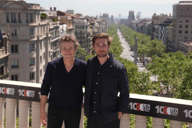 Photocall of the BCN Film Fest 2026 Actors Willem Dafoe and Carlos Cuevas, during the presentation of the film The Host at the BCN Film Fest 2026, on April 16, 2026, in Barcelona, Catalonia Spain The film tells the story of Greek businessman Markos Timoleon who celebrates the 25th birthday of his daughter Sofia on a private island paradise However, a series of unexpected events and visits will threaten both his millionaire empire and the basis of his existence 16 APRIL 2026 Spain  Copyright: xDavidxZorrakinox 7446003
