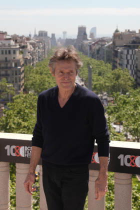 Photocall of the BCN Film Fest 2026 Actor Willem Dafoe during the presentation of the film The Host at the BCN Film Fest 2026, on April 16, 2026, in Barcelona, Catalonia Spain The film tells the story of Greek businessman Markos Timoleon who celebrates the 25th birthday of his daughter Sofia on a private island paradise However, a series of unexpected events and visits will threaten both his millionaire empire and the foundations of his existence 16 APRIL 2026 Spain  Copyright: xDavidxZorrakinox 7446012