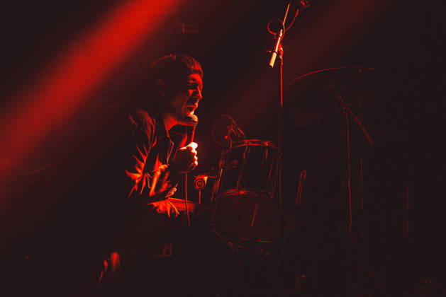 Bad Breeding live at Roadburn Festival 2026 Tilburg, Netherlands. 16th, April 2026. The British hardcore punk band Bad Breeding performs a live concert during the Dutch music festival Roadburn Festival 2026 in Tilburg. Here vocalist Christopher Dodd is seen live on stage. Netherlands, Tilburg  Copyright: xGonzalesxPhoto PeterxTroestx