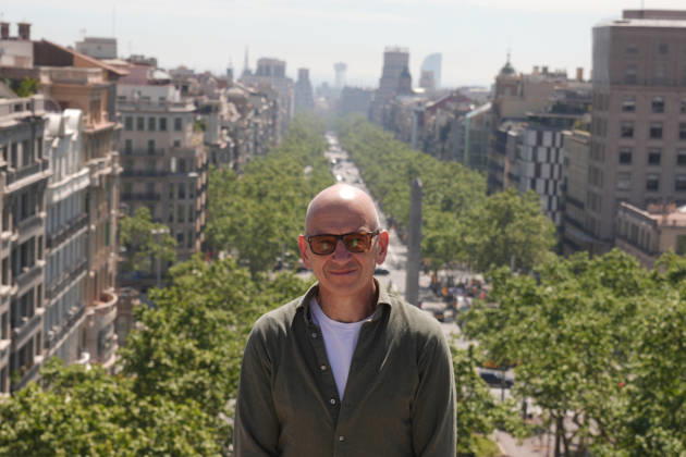 Photocall of the BCN Film Fest 2026 Actor Phil Grabsky, during the presentation of the film Viatge al país dels blancs at the BCN Film Fest 2026, April 16, 2026, in Barcelona, Catalunya Spain Filmmakers David Bickerstaff and Phil Grabsky delve into the hidden narratives of Caravaggios life, piecing together the clues the artist left embedded in his extraordinary oeuvre The fascinating self-representations in his paintings-sometimes disguised, sometimes in plain sight-offer a unique window into his psychology and personal conflicts Five years in the making, the story of one of historys most brilliant, complex and controversial figures is unraveled 16 APRIL 2026 Spain  Copyright: xDavidxZorrakinox 7446152