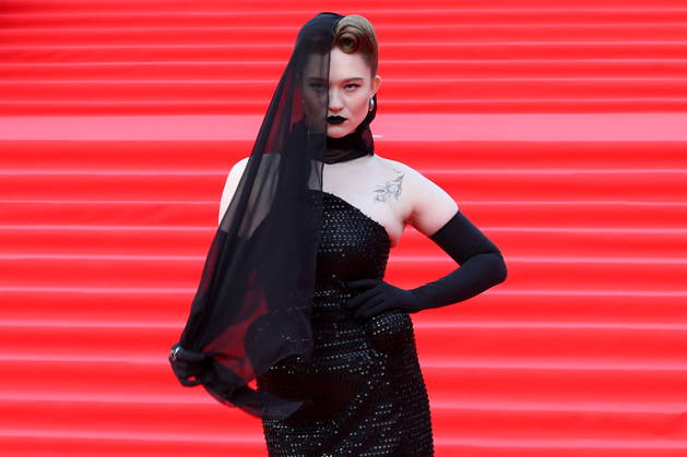RUSSIA, MOSCOW - APRIL 16, 2026: Actress Alexandra Kiseleva poses on the red carpet during a ceremony to open the 48th Moscow International Film Festival at the Rossiya Theatre Moscow Russia  - ZUMAt113 20260416_zaa_t113_513 Copyright: xValeryxSharifulinx