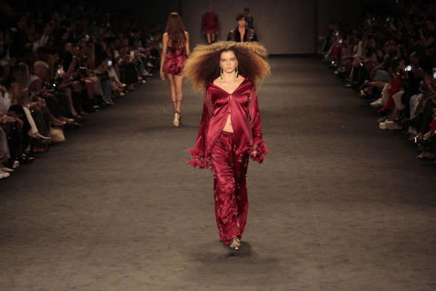 RIO DE JANEIRO, RJ - 16.04.2026: RIO FASHION WEEK 2026 - Fashion show by the brand HISHA, on the second day of Rio Fashion Week, at Pier Maua. x2926475x  CarlosxEliasxJunior