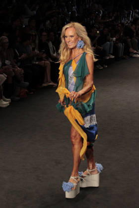 RIO DE JANEIRO, RJ - 16.04.2026: RIO FASHION WEEK 2026 - ElÃ Pinheiro walked the runway for Blue Man on the second day of Rio Fashion Week, at Pier Maua, Rio de Janeiro. x2926728x  CarlosxEliasxJunior