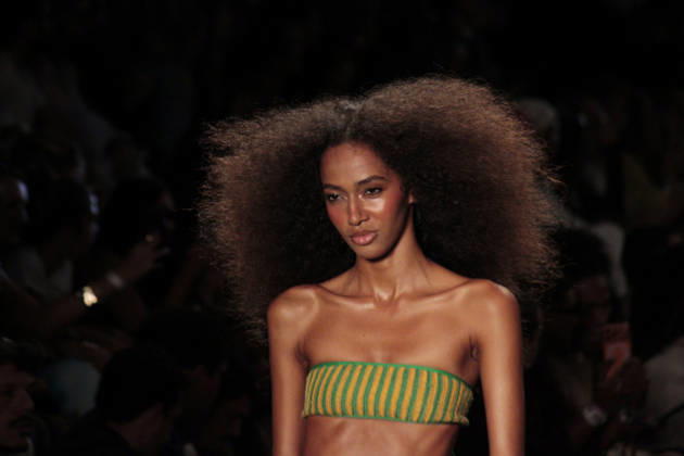 RIO DE JANEIRO, RJ - 16.04.2026: RIO FASHION WEEK 2026 - The Blue Man fashion show closed the second day of Rio Fashion Week at Pier Maua, Rio de Janeiro. x2926751x  CarlosxEliasxJunior