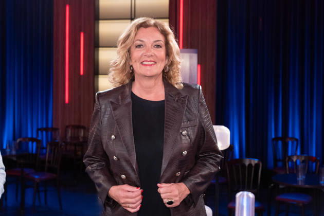 Moderatorin Bettina TIETJEN, Portraet, Portrait, Porträt, Einzelbild, angeschnittenes Einzelmotiv, zu Gast in der Sendung ,,Koelner Treff,, im WDR Fernsehen, 16.04.2026.