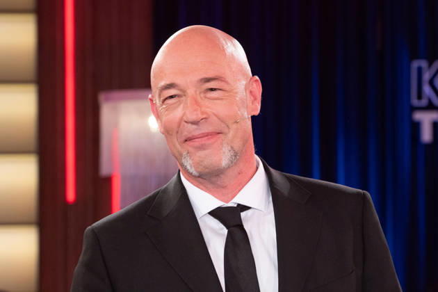 Saenger DER GRAF (Unheilig), Portraet, Portrait, Porträt, Einzelbild, angeschnittenes Einzelmotiv, zu Gast in der Sendung ,,Koelner Treff,, im WDR Fernsehen, 16.04.2026.