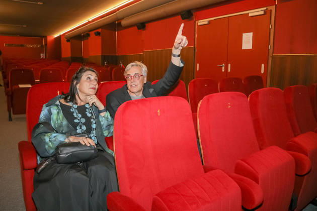 16.04.2026, Bellaria Kino, BELLARIA KINO ERÖFFNUNG, Umbau- u. Modernisierungen des Bellaria Kino im Bild: StR Veronica Kaup-Hasler, Michael Stejskal, -im Kino Saal, BELLARIA KINO ERÖFFNUNG