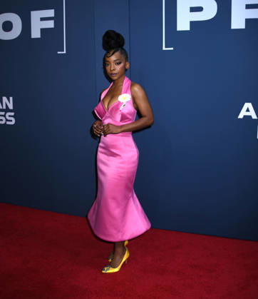 April 16, 2026, New York, Ny, United States: Kara Young pose outside the theatre at her Broadway Opening Night of Proof . Held at the Booth Theatre in New York. Zuma Press April 16, 2026. New York United States - ZUMAp281 20260416_zea_p281_079 Copyright: xPhotoxImagexPressx