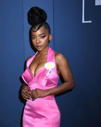 April 16, 2026, New York, Ny, United States: Kara Young pose outside the theatre at her Broadway Opening Night of Proof . Held at the Booth Theatre in New York. Zuma Press April 16, 2026. New York United States - ZUMAp281 20260416_zea_p281_076 Copyright: xPhotoxImagexPressx