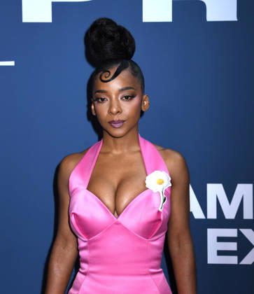 April 16, 2026, New York, Ny, United States: Kara Young pose outside the theatre at her Broadway Opening Night of Proof . Held at the Booth Theatre in New York. Zuma Press April 16, 2026. New York United States - ZUMAp281 20260416_zea_p281_071 Copyright: xPhotoxImagexPressx